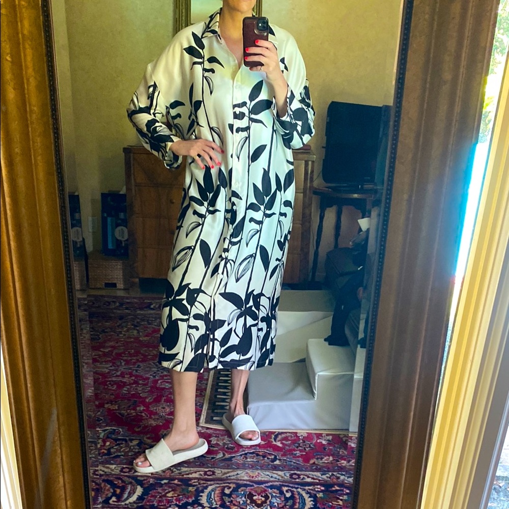 Black and White Floral Long Shirt Dress
